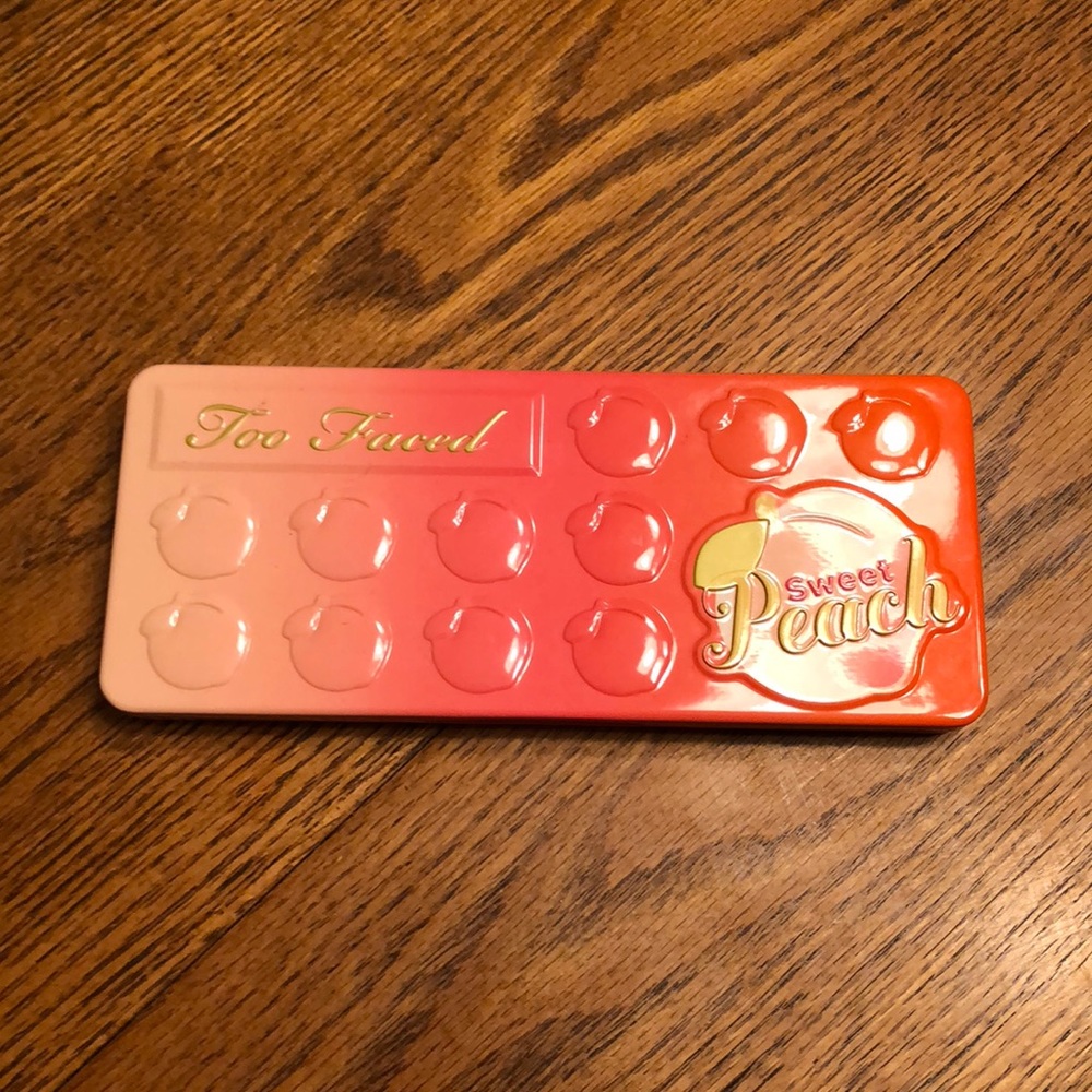 Too Faced Eyeshadow Pallet